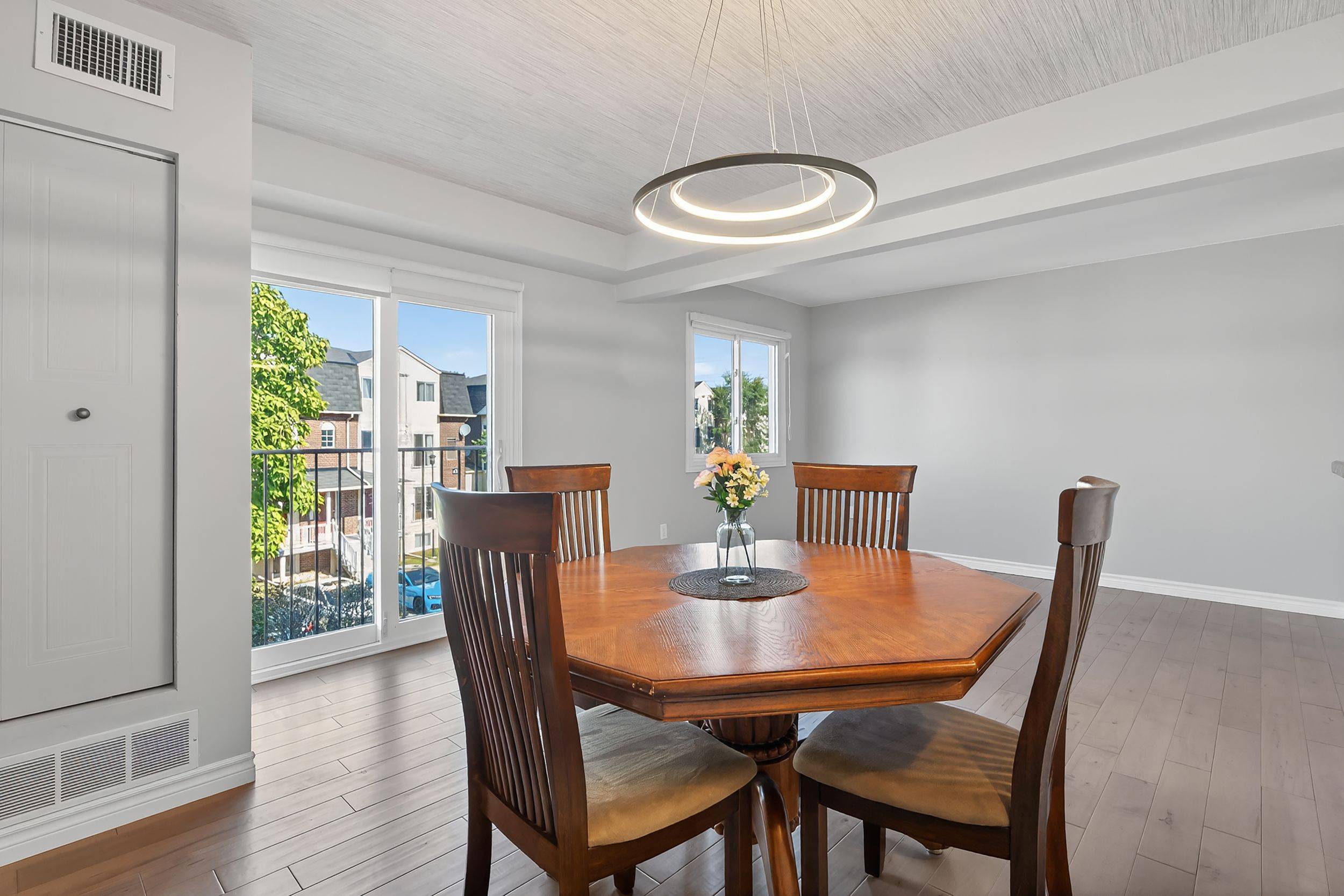 Guelph, ON N1G 4R8,458 Janefield AVE #221