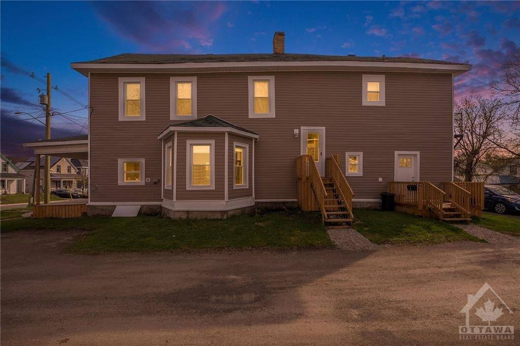 Perth, ON K7H 1W9,58 Harvey ST