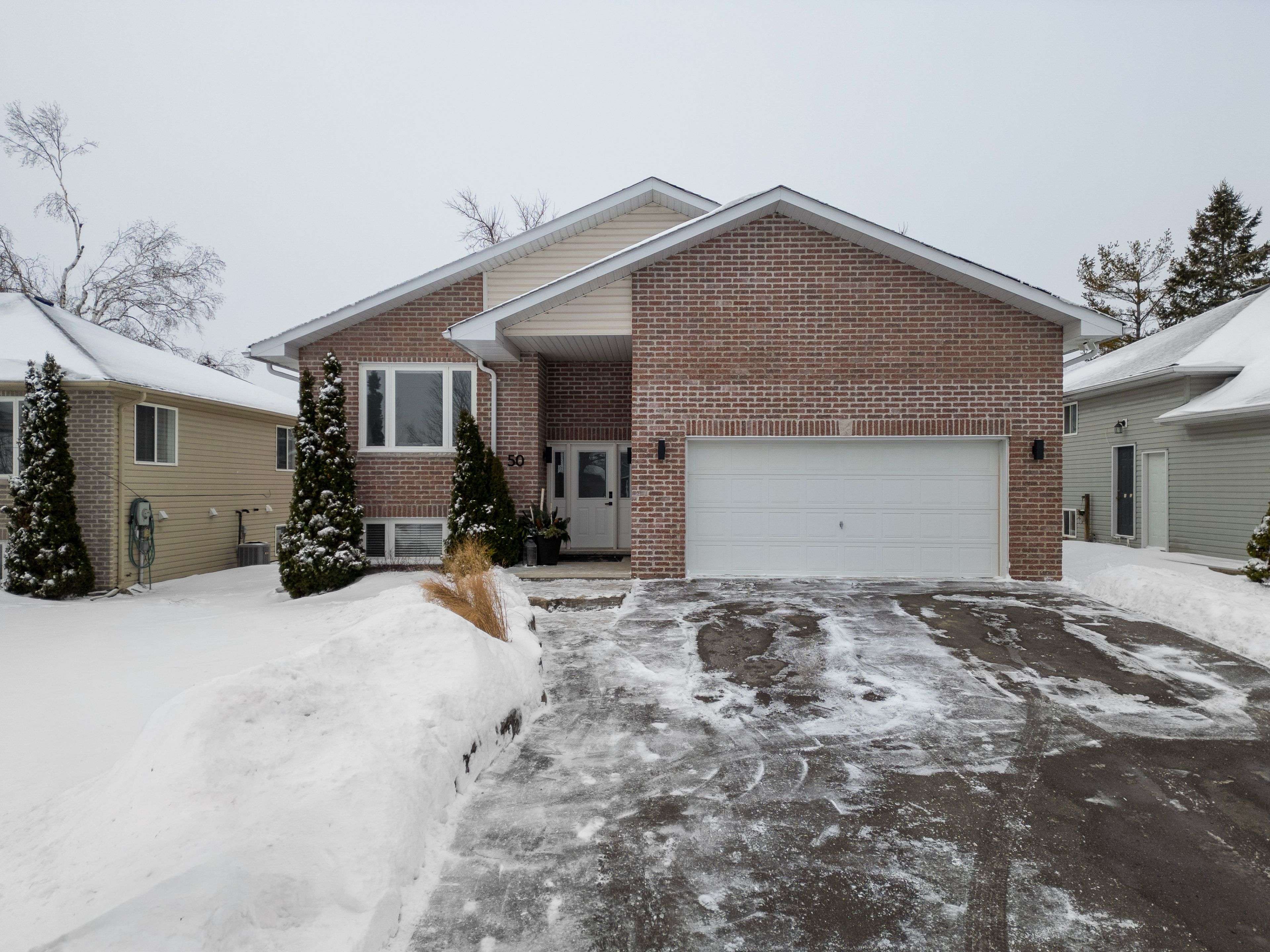 Kawartha Lakes, ON K0M 1A0,50 Birch CRES