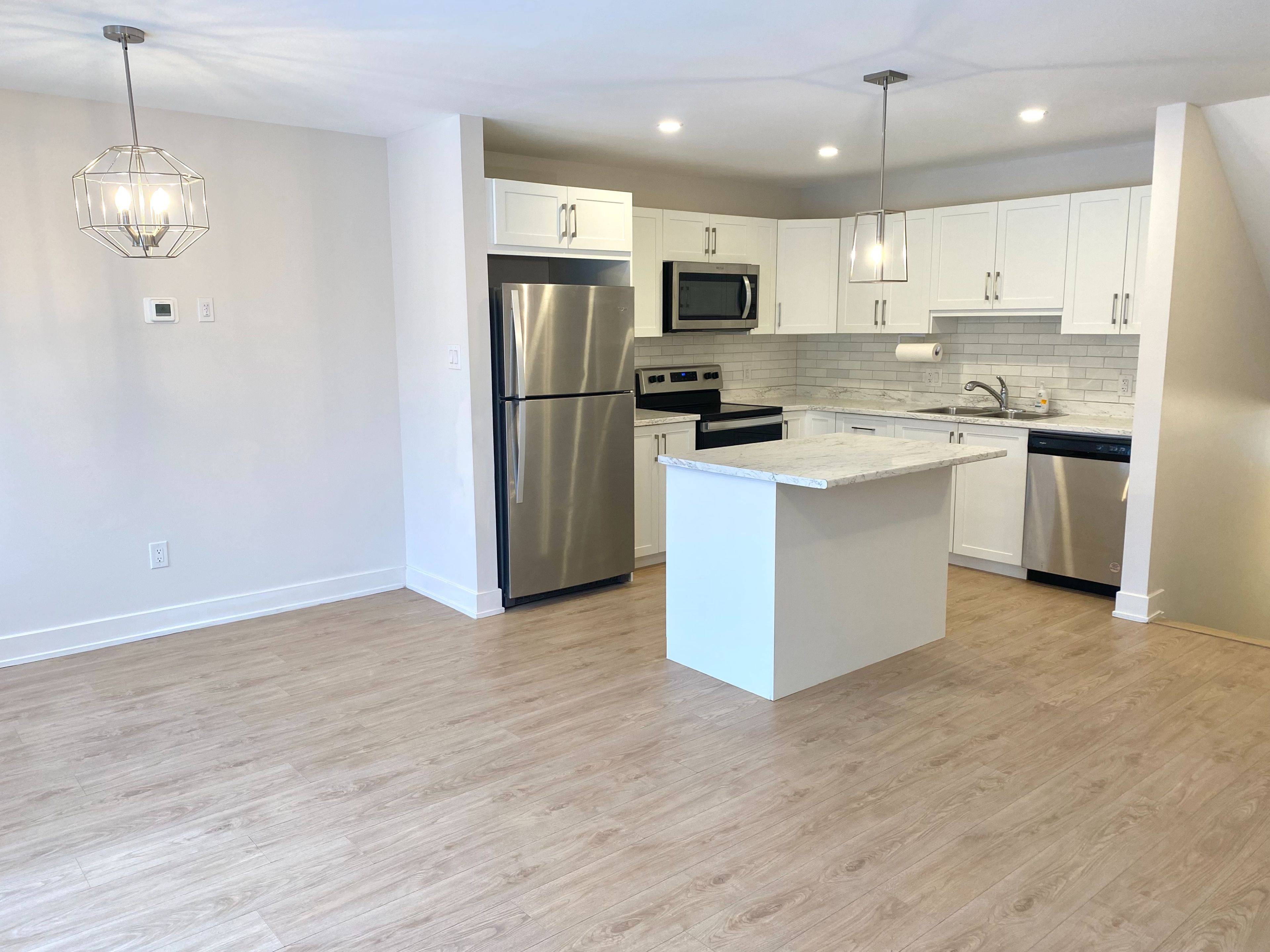 Smiths Falls, ON K7A 0A2,69 Whitcomb CRES