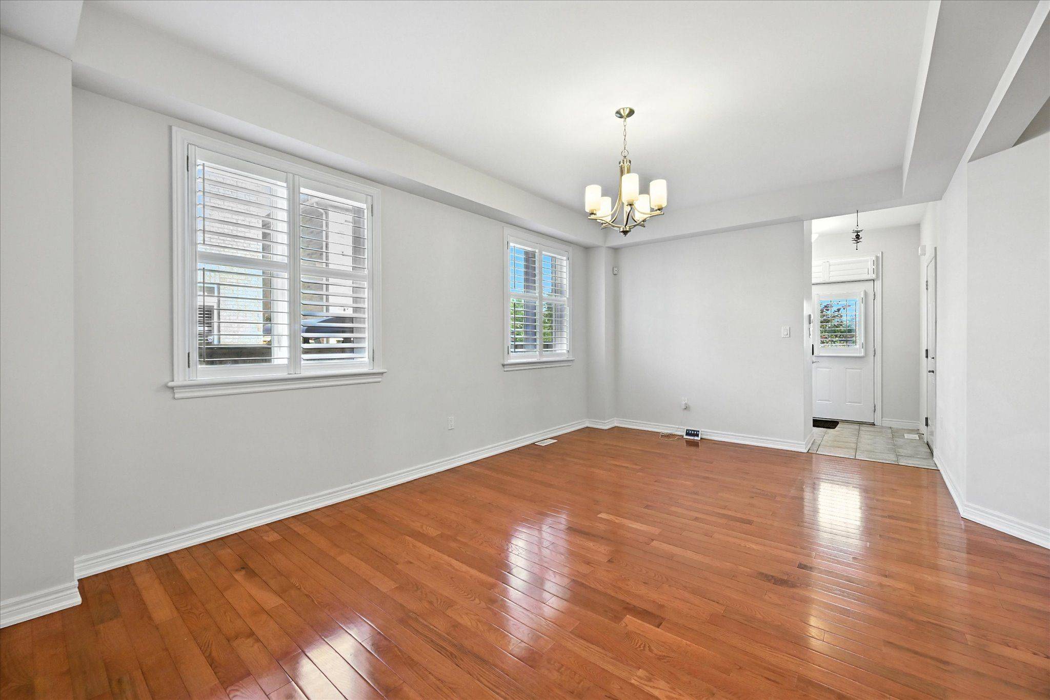 Hamilton, ON L9B 0E9,167 Alessio DR