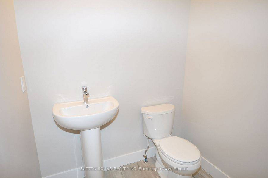 Owen Sound, ON N4K 5N3,622 8th ST W