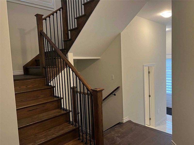 Peterborough, ON K9K 0H8,528 Clayton AVE