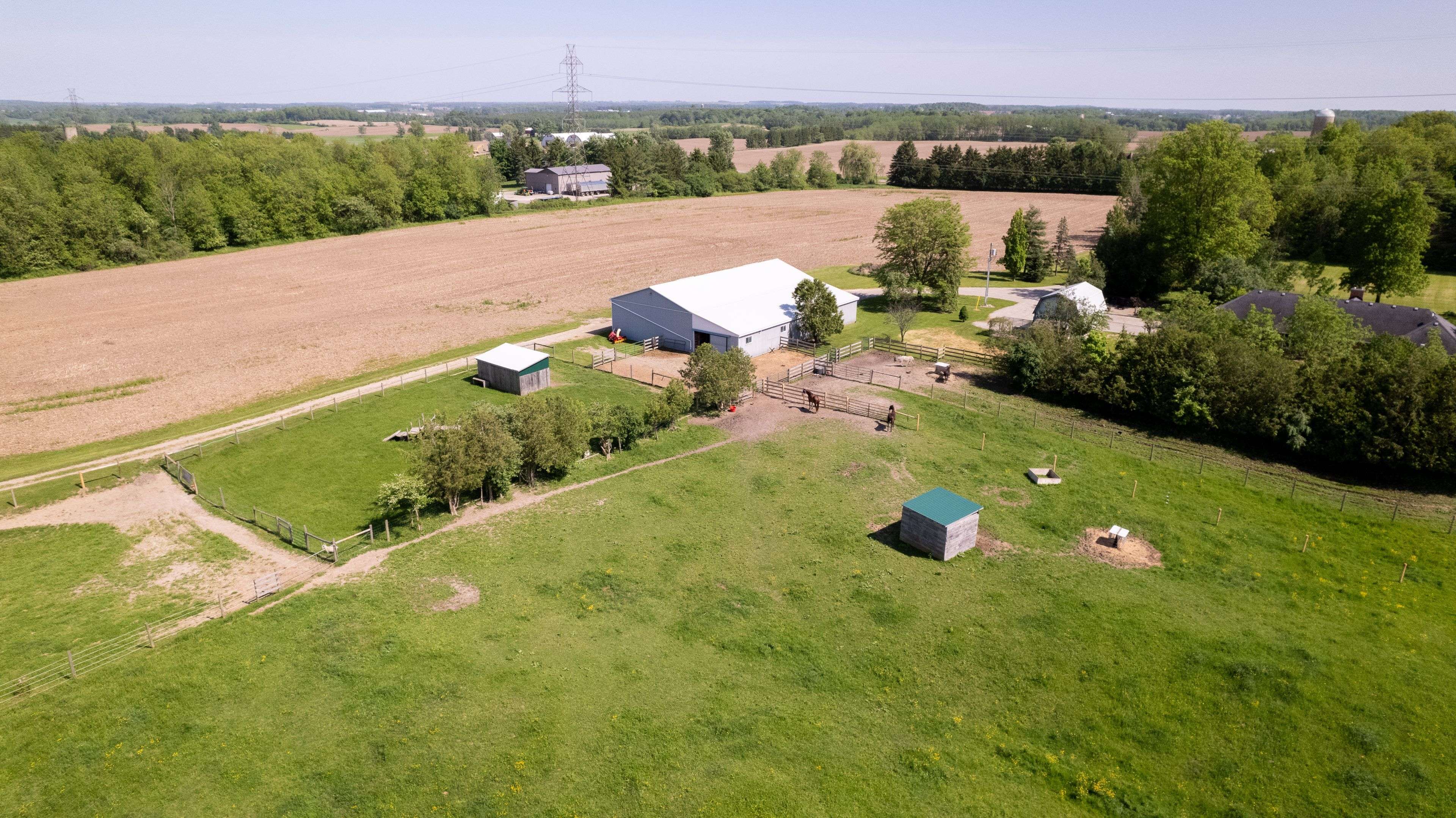 Thames Centre, ON N0L 2B0,3304 Cromarty DR