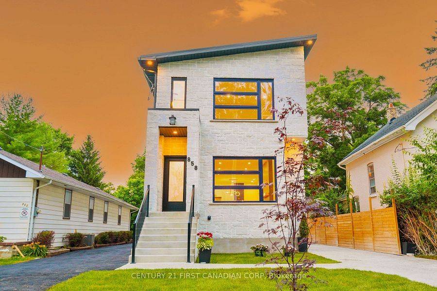 London East, ON N5Y 2S3,858 WILLIAM ST