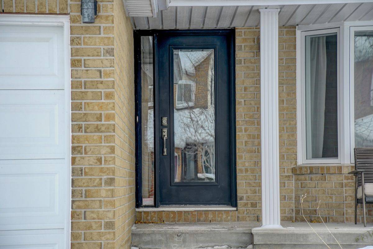 Orleans - Convent Glen And Area, ON K1W 1C9,6106 Westwater CRES