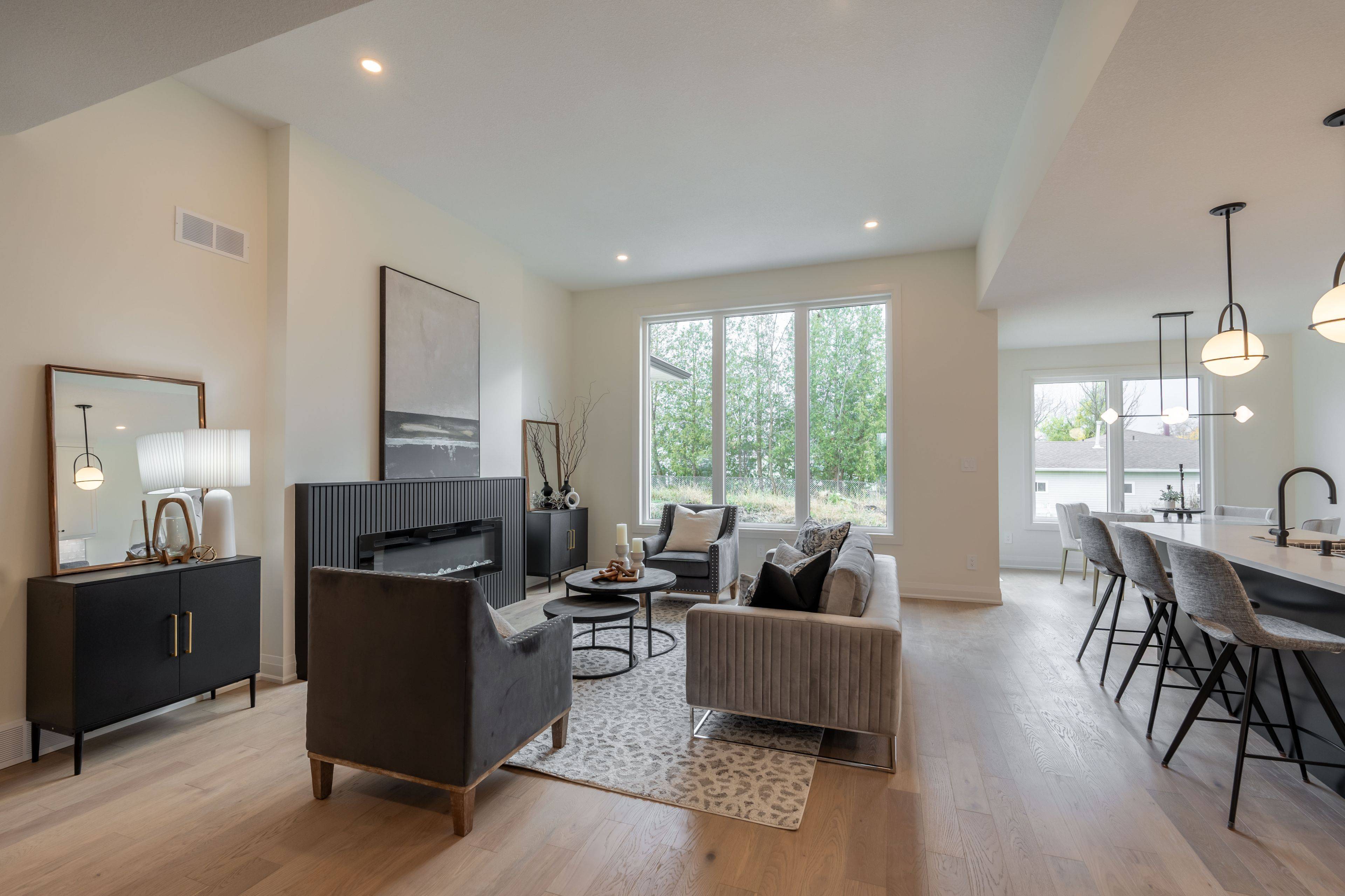 London South, ON N6P 0L4,3141 Gillespie TRL