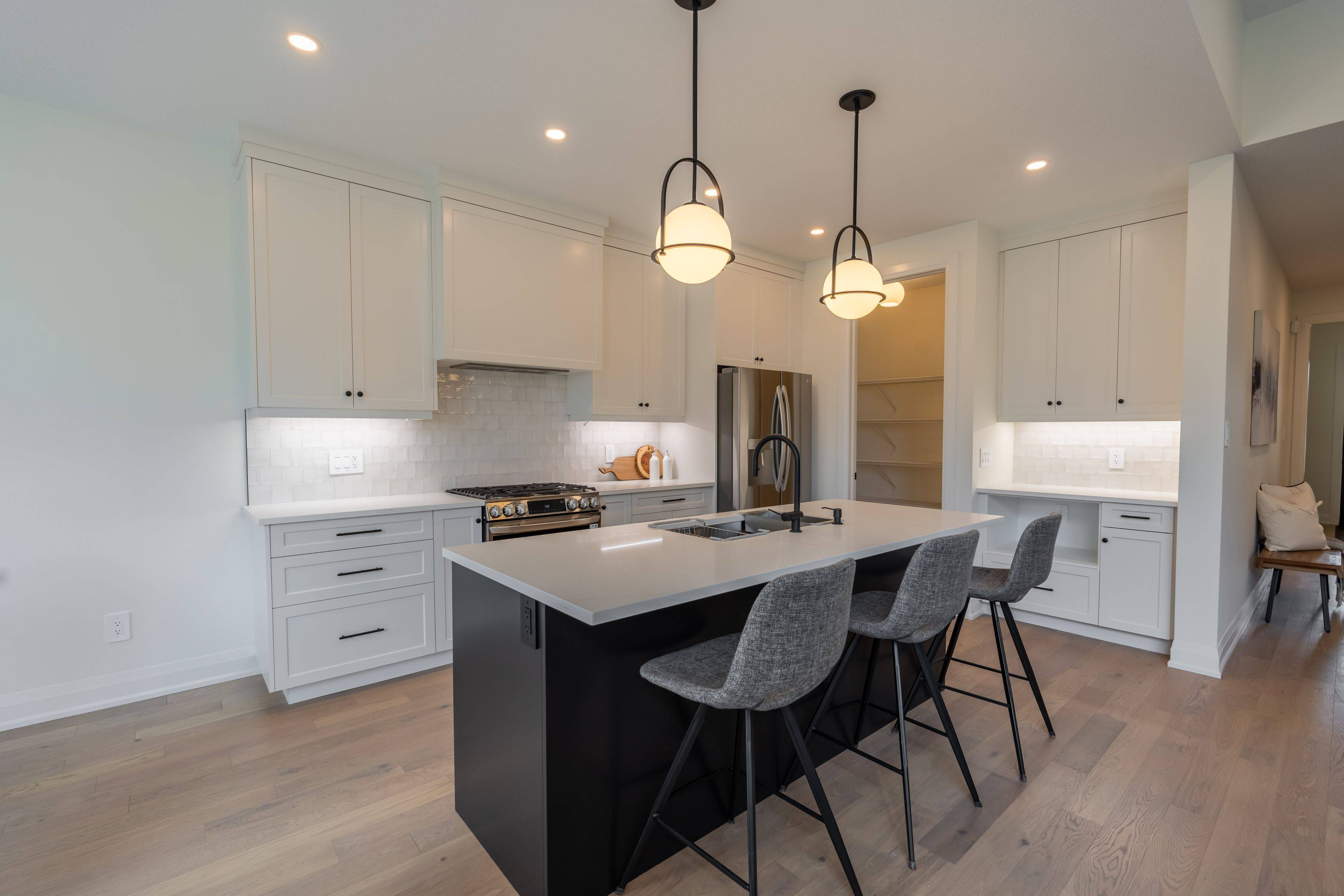 London South, ON N6P 0L4,3141 Gillespie TRL