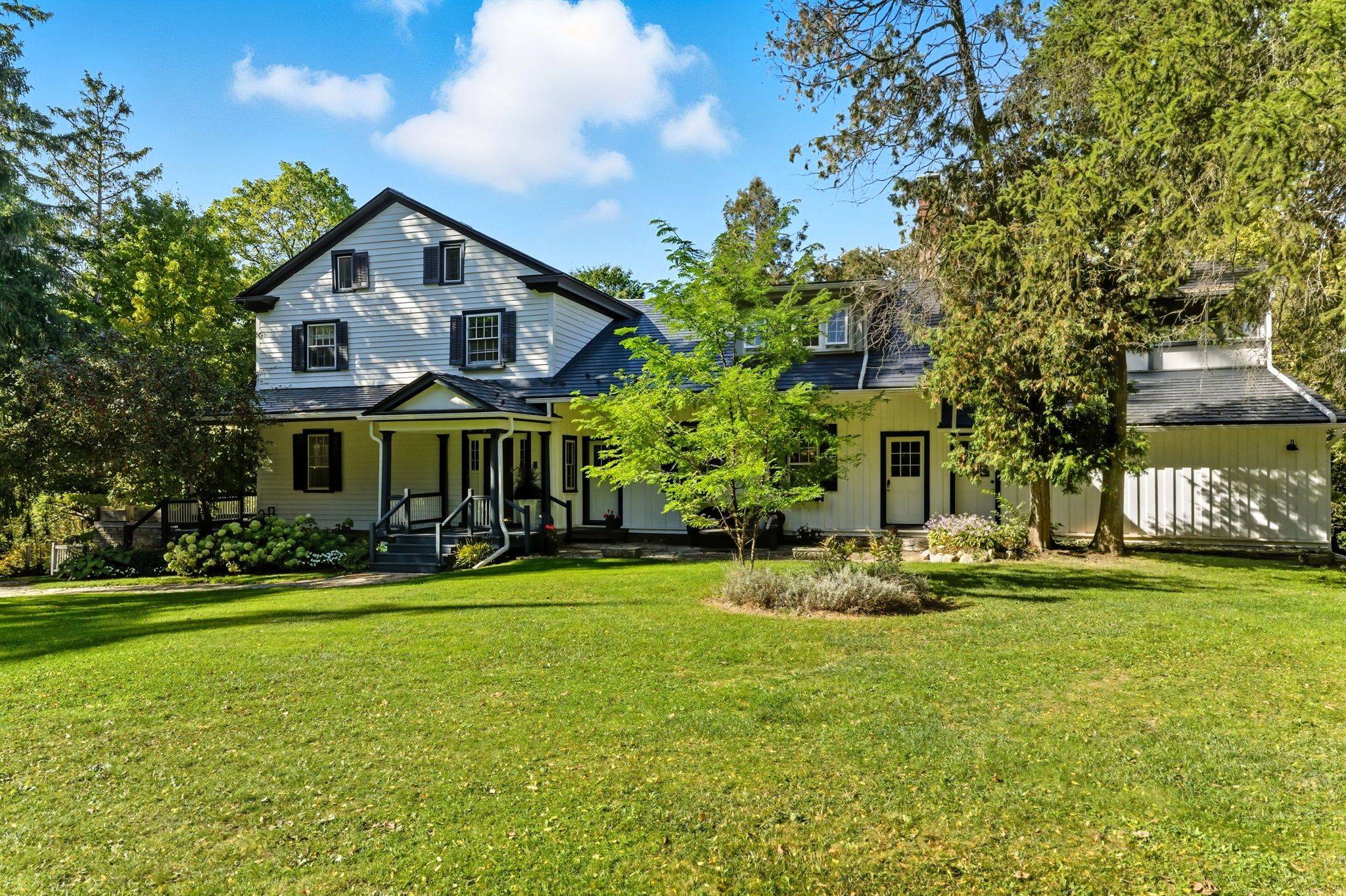 Cambridge, ON N3H 4R8,66 Old Mill RD