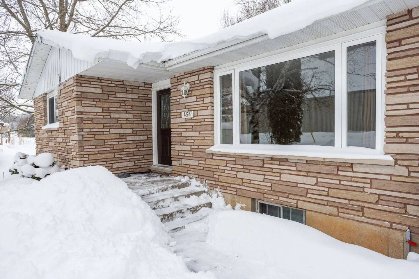 Arran-elderslie, ON N0G 2N0,454 Victoria ST N