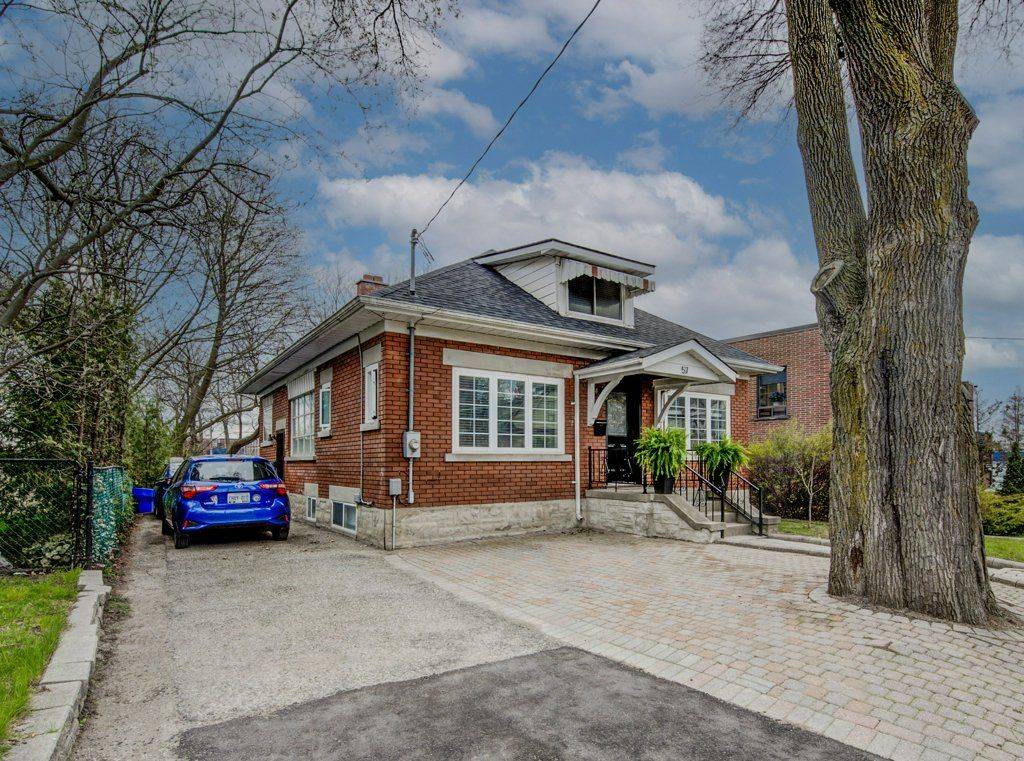 Kitchener, ON N2G 2G8,57 Glasgow ST