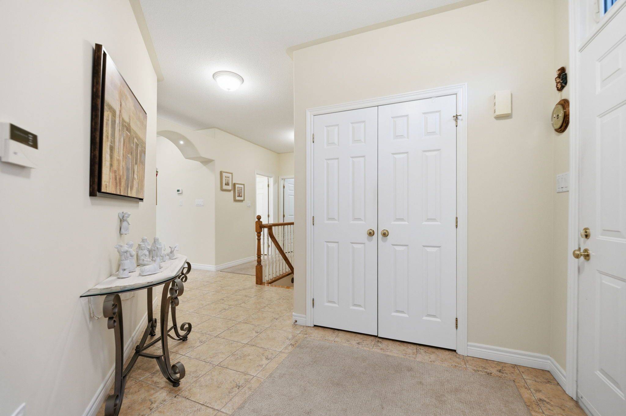 Niagara Falls, ON L2J 4K2,6295 Forest Ridge DR