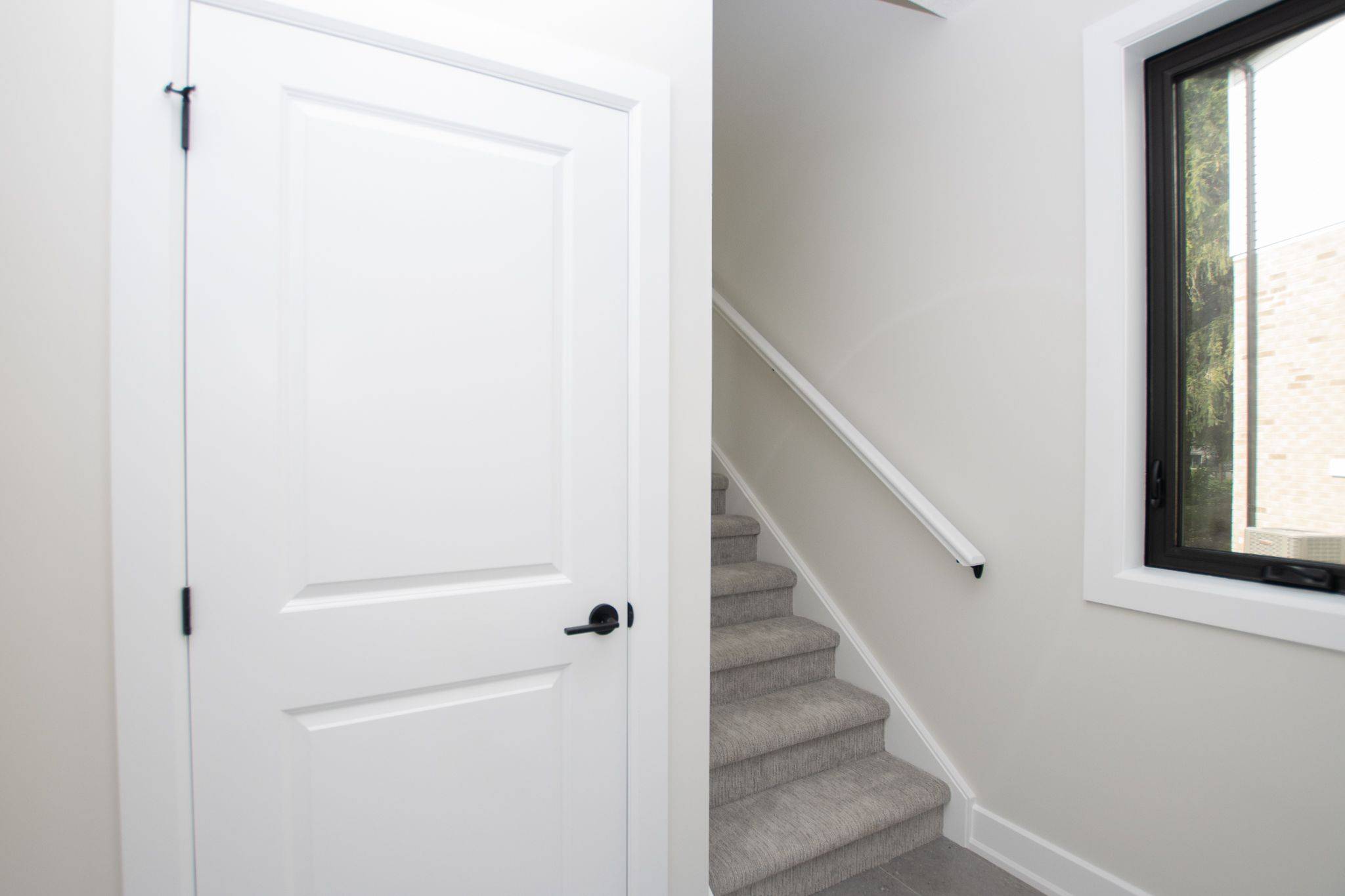 Strathroy-caradoc, ON N0L 1W0,615 REGENT ST