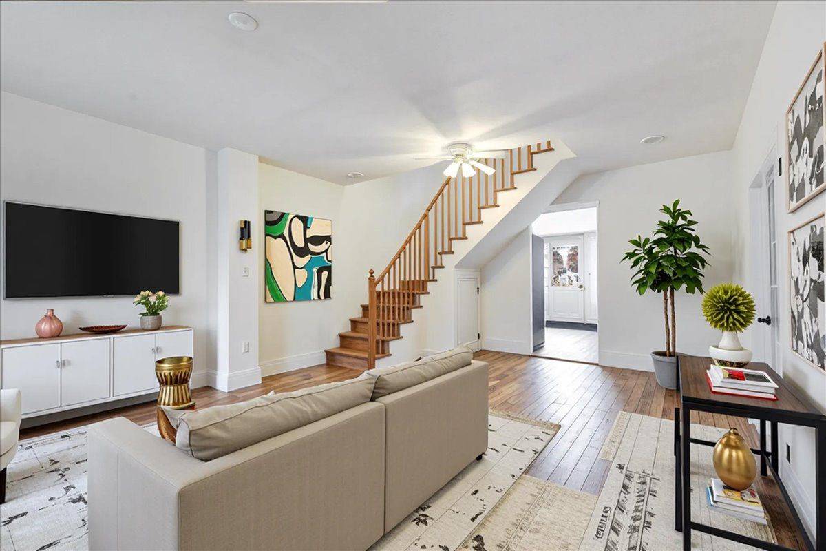 Cobourg, ON K9A 2J6,97 Havelock ST