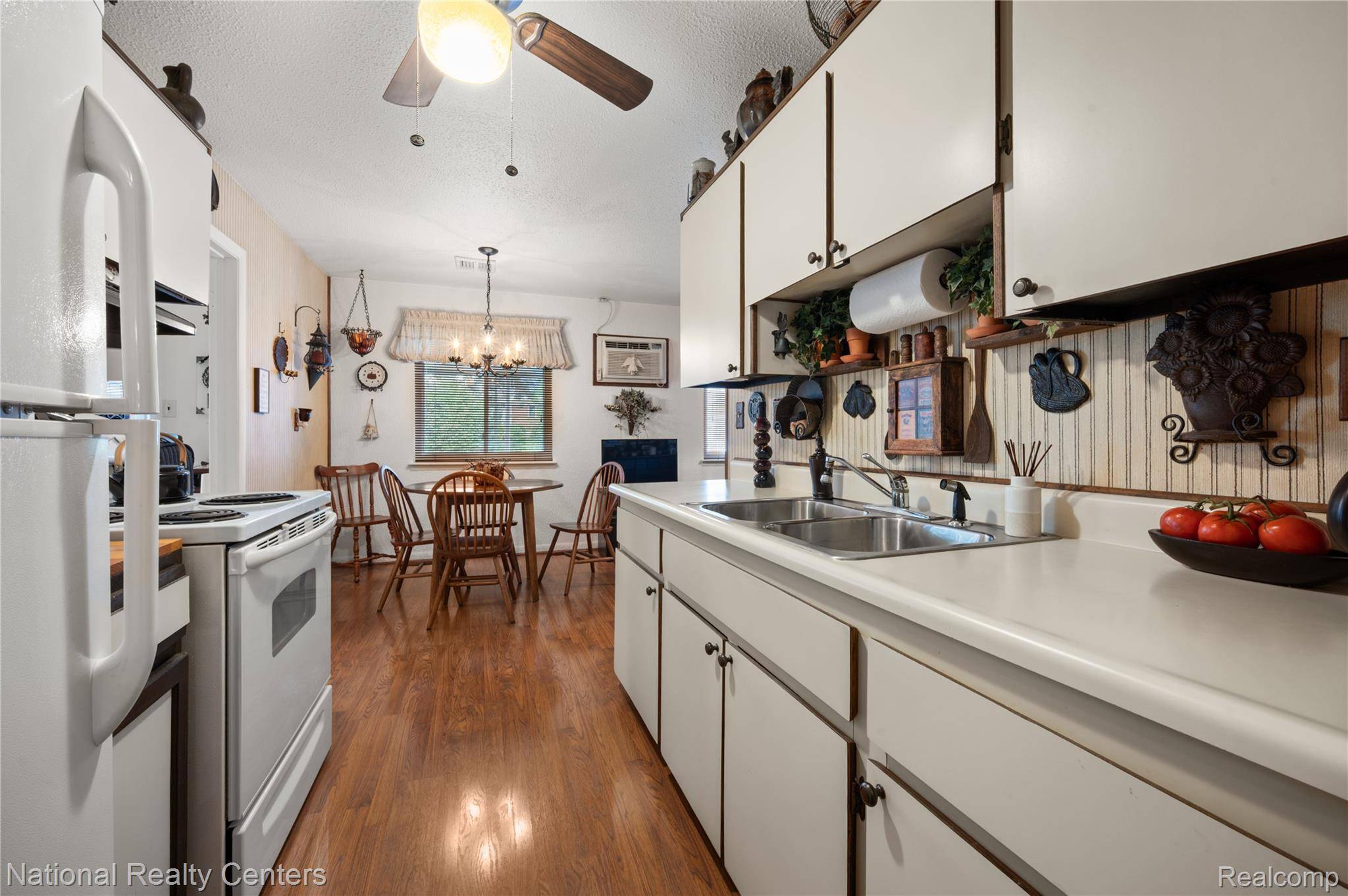 Farmington Hills, MI 48336,30223 Astor ST