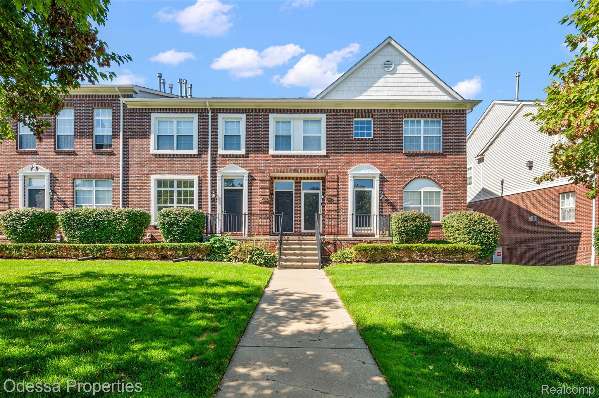 Sterling Heights, MI 48313,43103 Strand DR