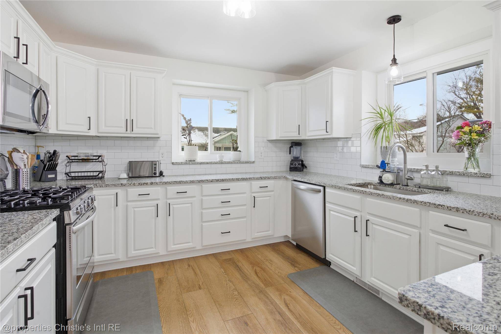 Harrison Township, MI 48045,39663 Southpointe AVE