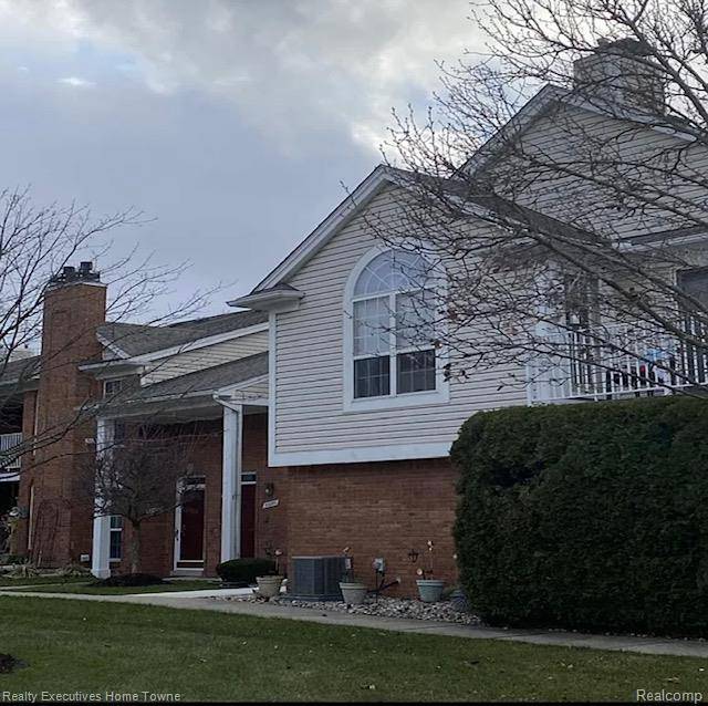 Macomb, MI 48042,52280 Heatherstone AVE