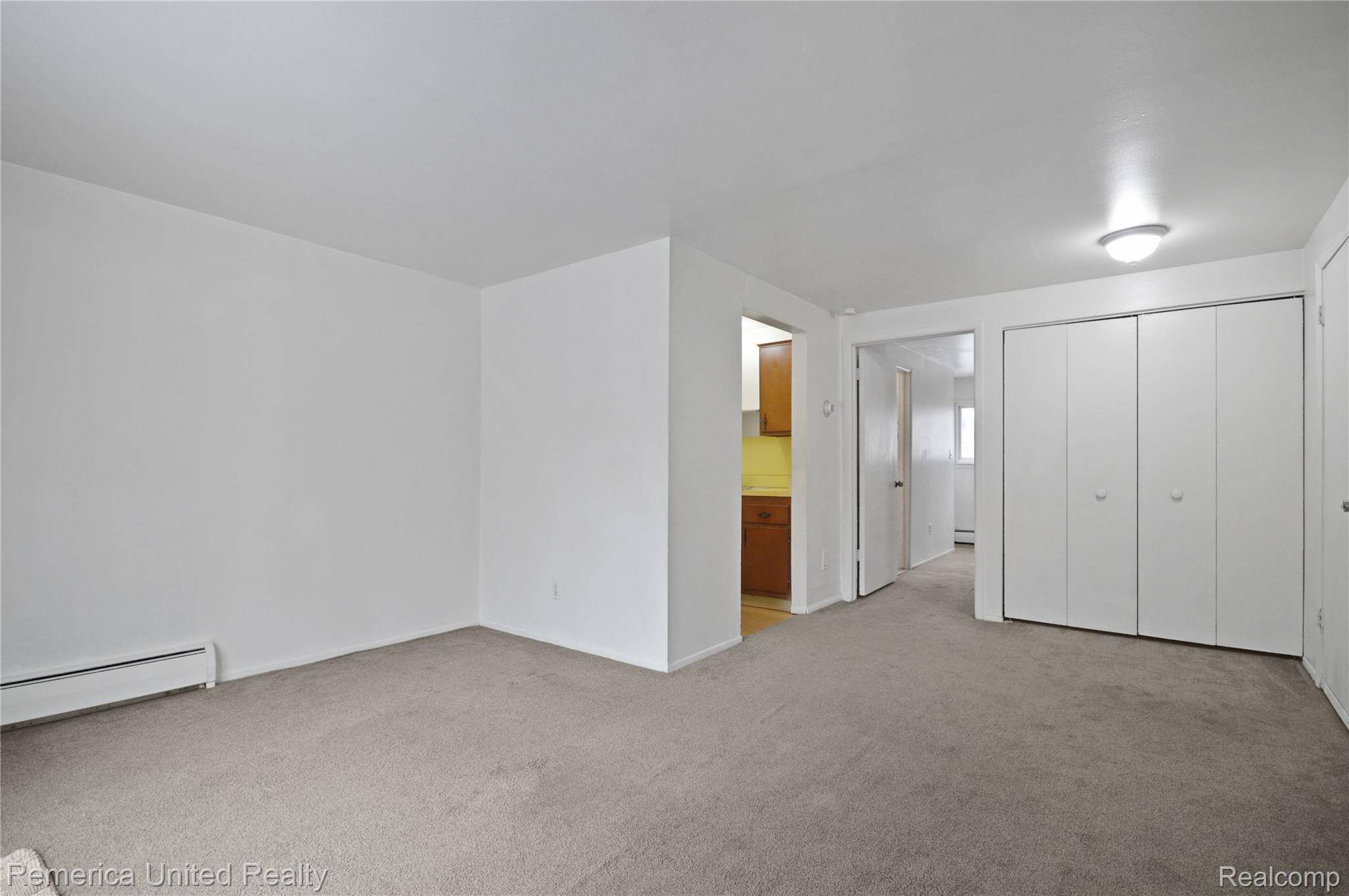 Farmington, MI 48336,31831 Grand River AVE #58