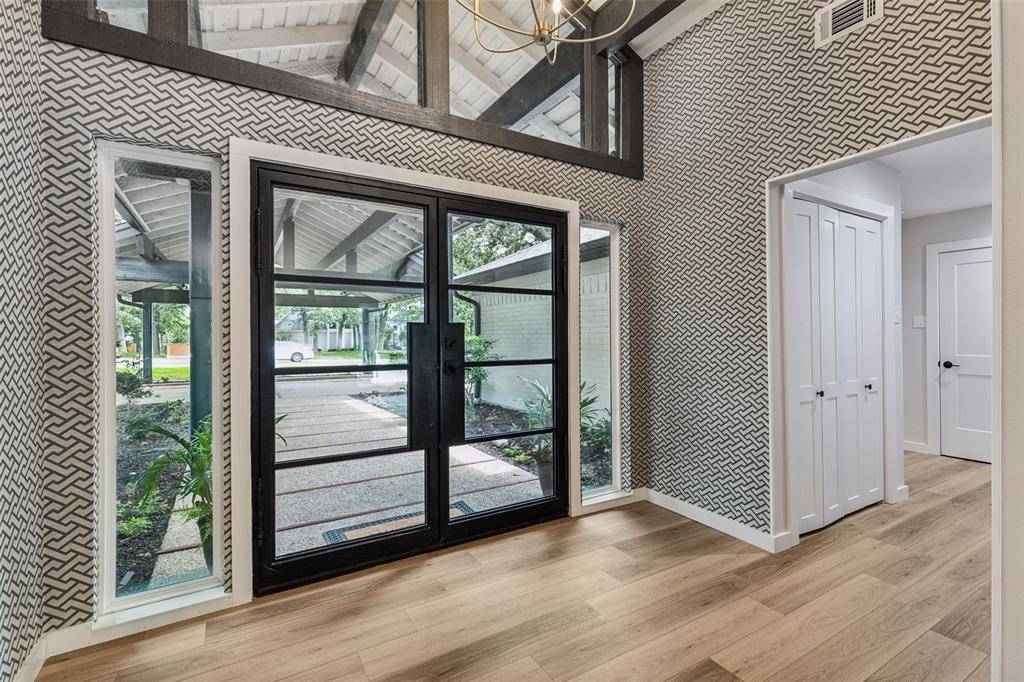 Colleyville, TX 76034,405 Woodbriar Court