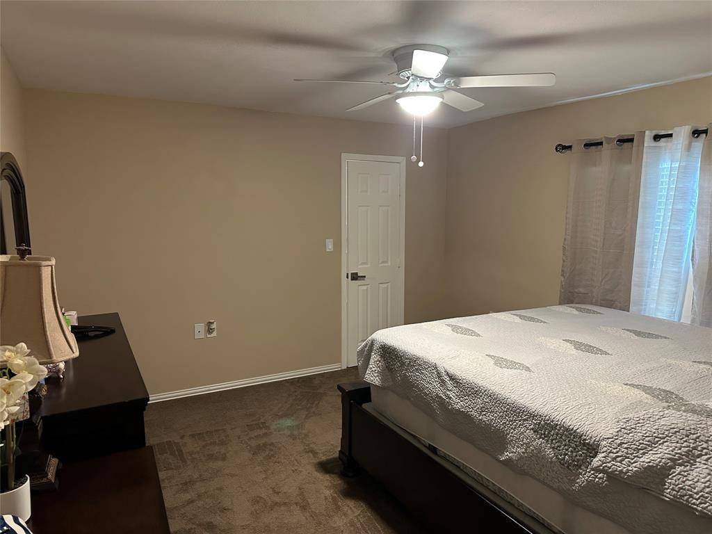 Whitesboro, TX 76273,104 W South Street