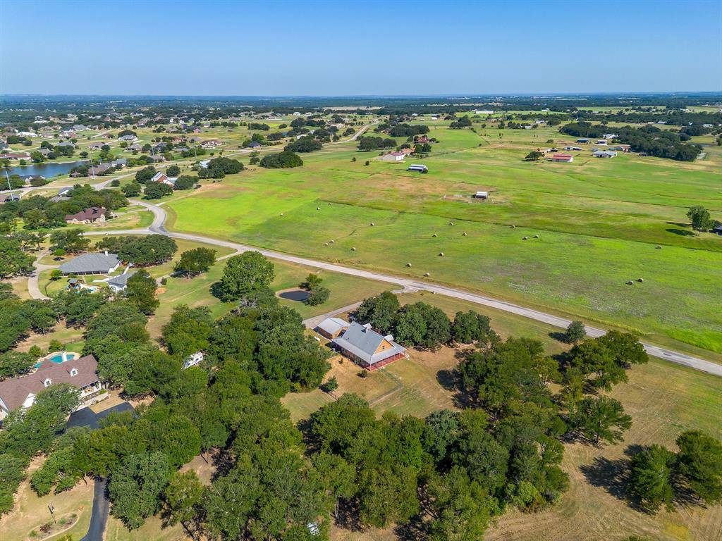 Granbury, TX 76049,2701 Wills Way Drive