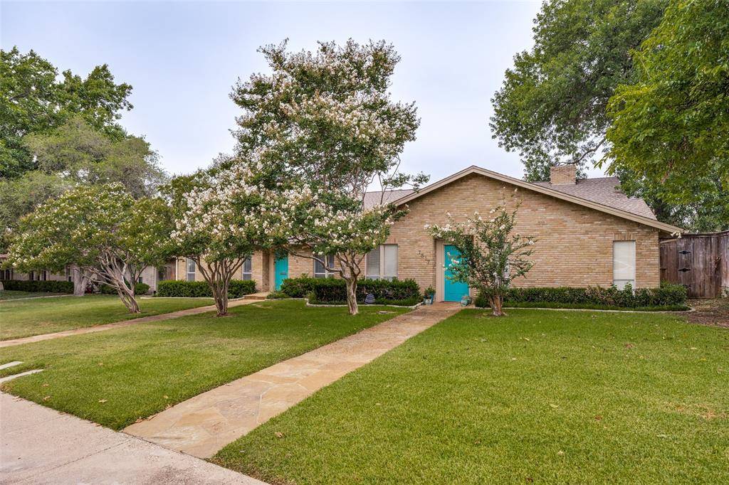 Dallas, TX 75230,7517 Meadow Oaks Drive