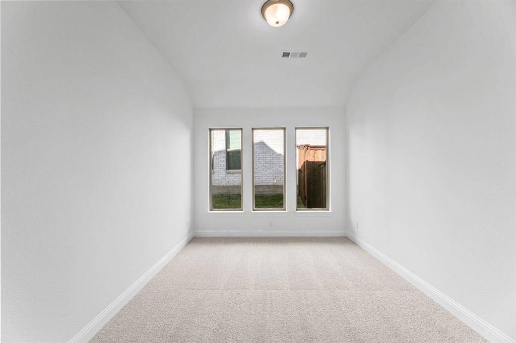 Celina, TX 75009,1216 Waterford