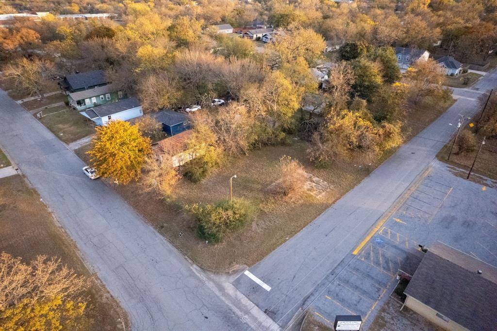 Denison, TX 75020,930 N Mirick Avenue