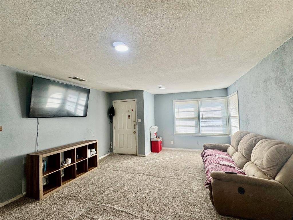 Fort Worth, TX 76112,5629 Wainwright Drive