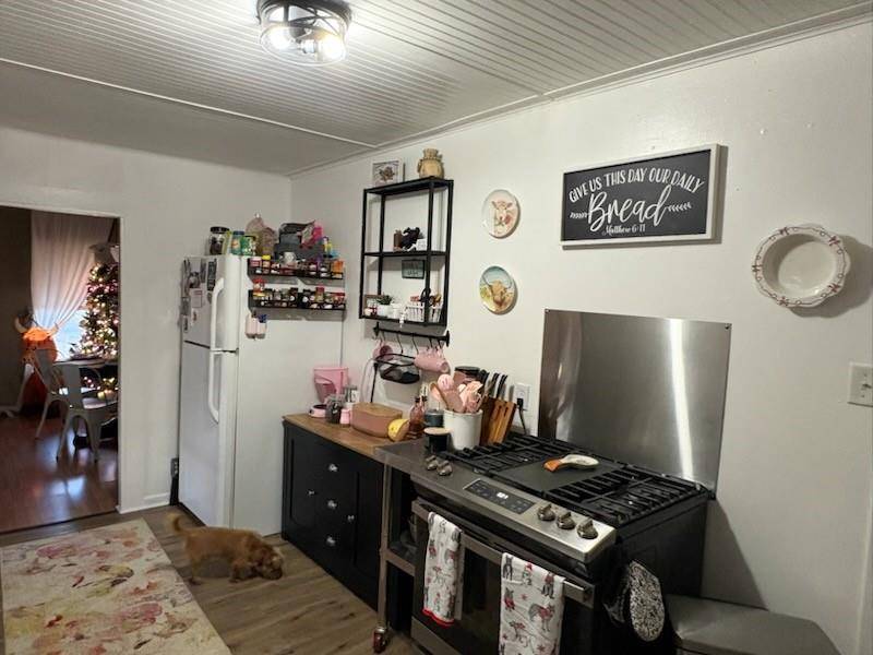 Cross Plains, TX 76443,540 NE 1st Street