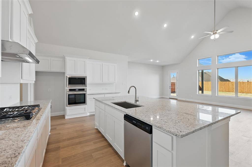 Shady Shores, TX 76208,307 Trinity Court