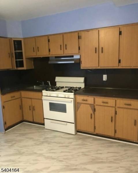 Union City, NJ 07087,505 5Th St