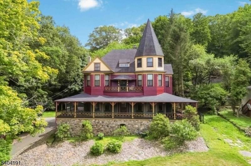 Mount Arlington Boro, NJ 07856,506 Windemere Ave