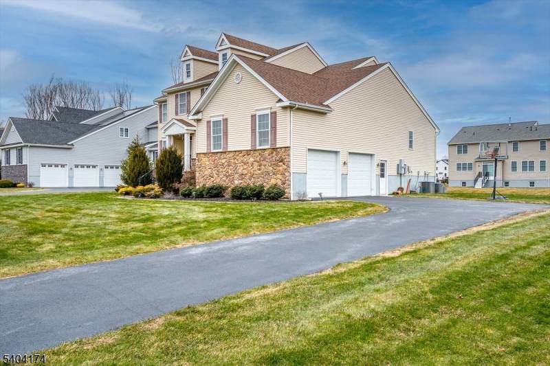 South Brunswick Twp., NJ 08852,2 Eagle Ct