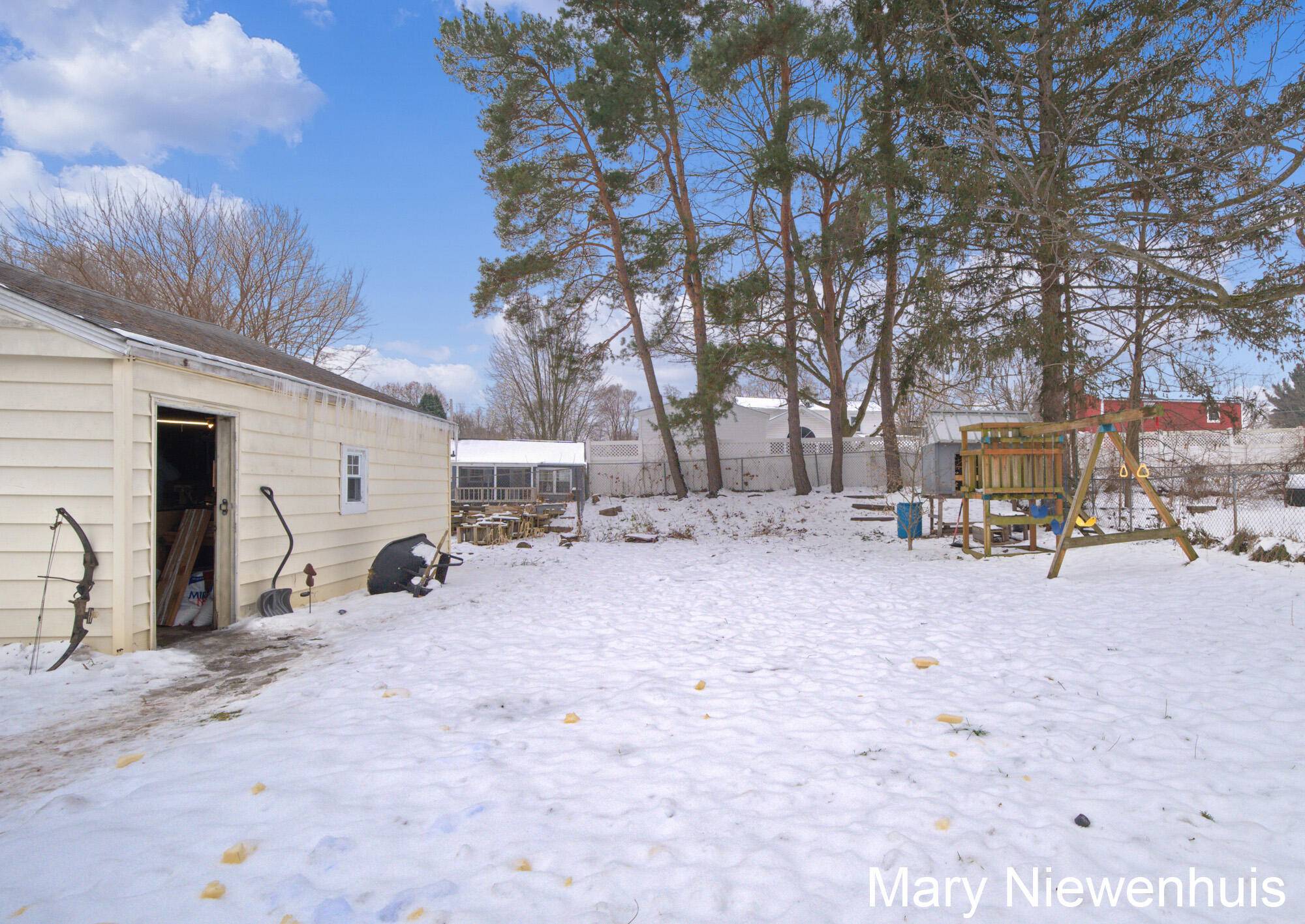 Comstock Park, MI 49321,174 Brandywyne DR NW