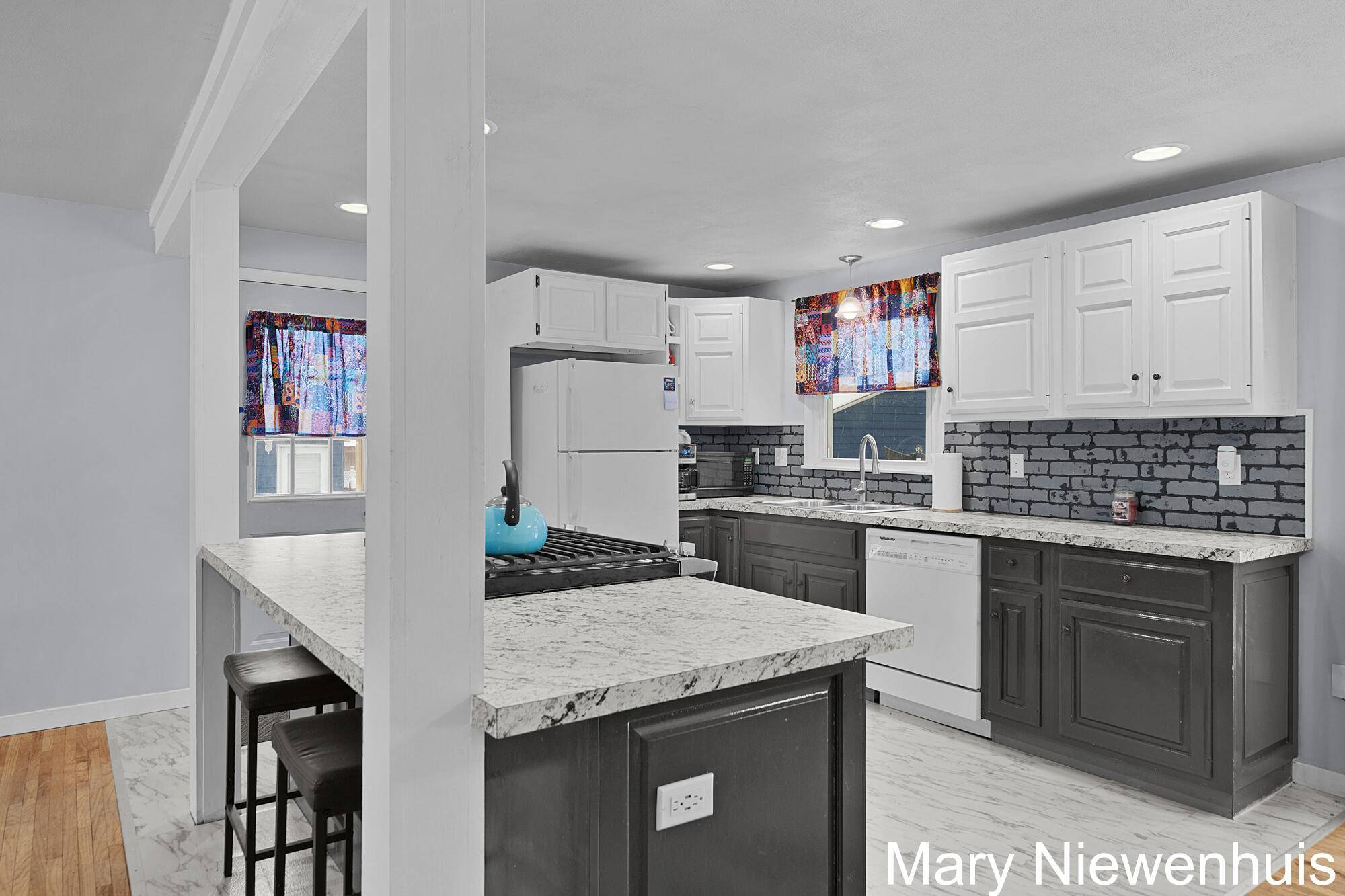 Comstock Park, MI 49321,174 Brandywyne DR NW