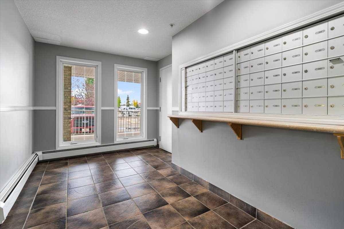 Grande Prairie, AB T8V 0P3,11230 104 AVE #407