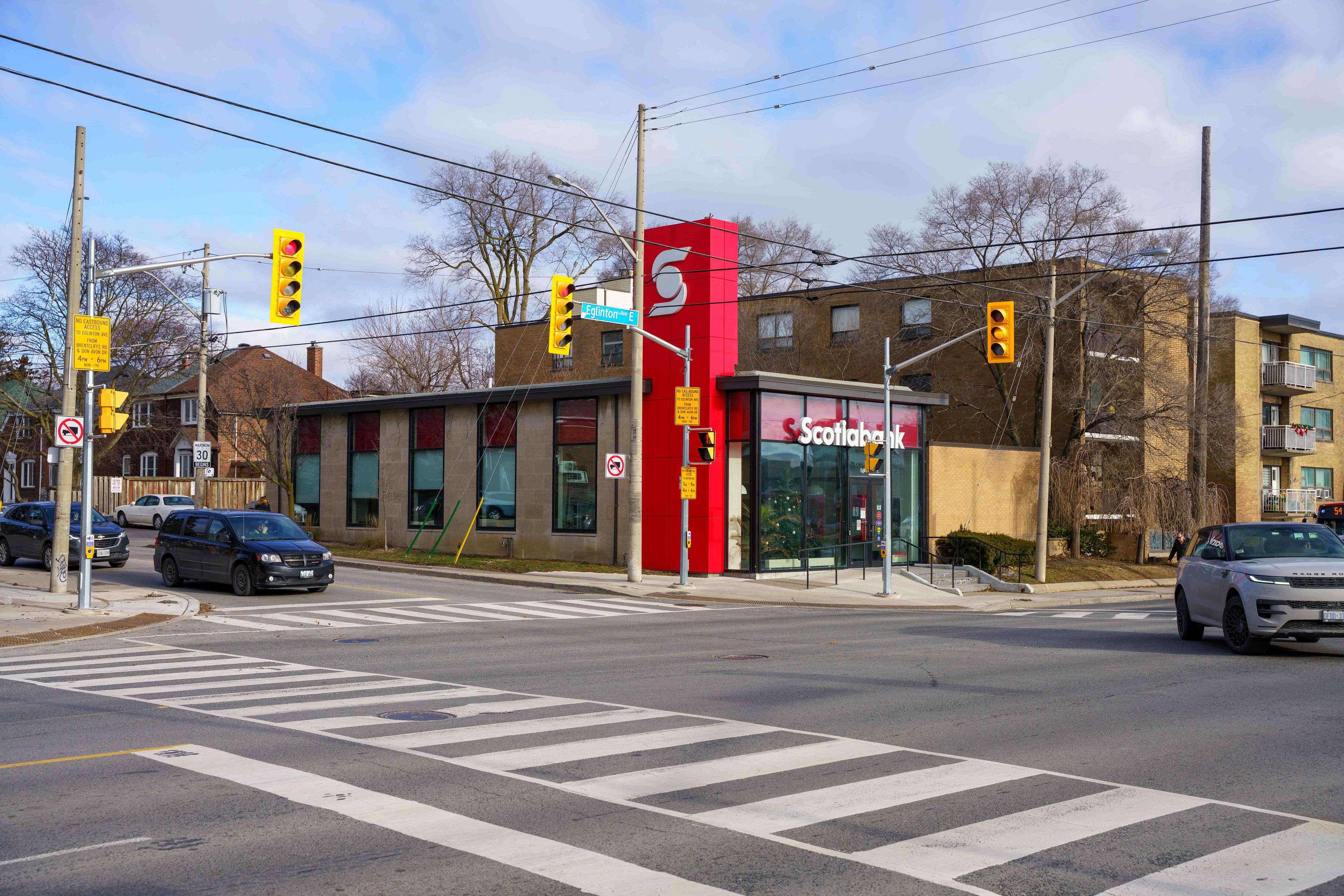 Toronto C11, ON M4G 2L2,880 Eglinton AVE E