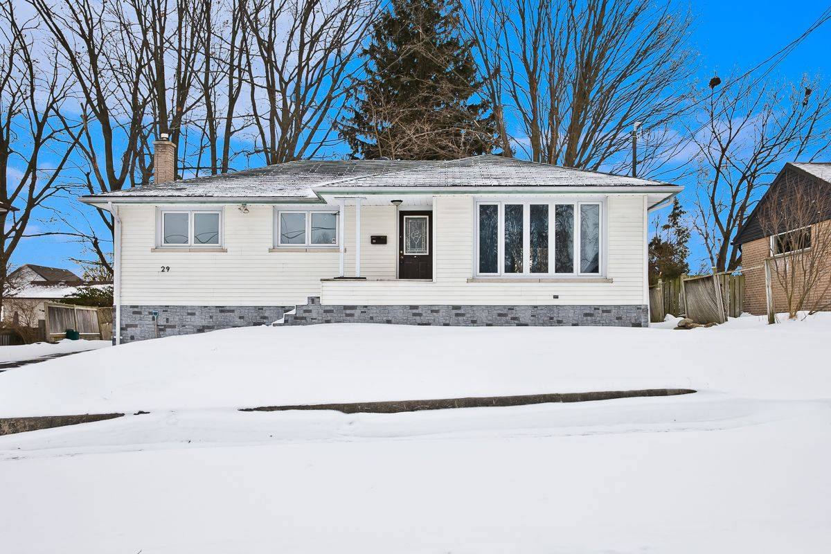 Oshawa, ON L1G 3J2,29 Switzer DR