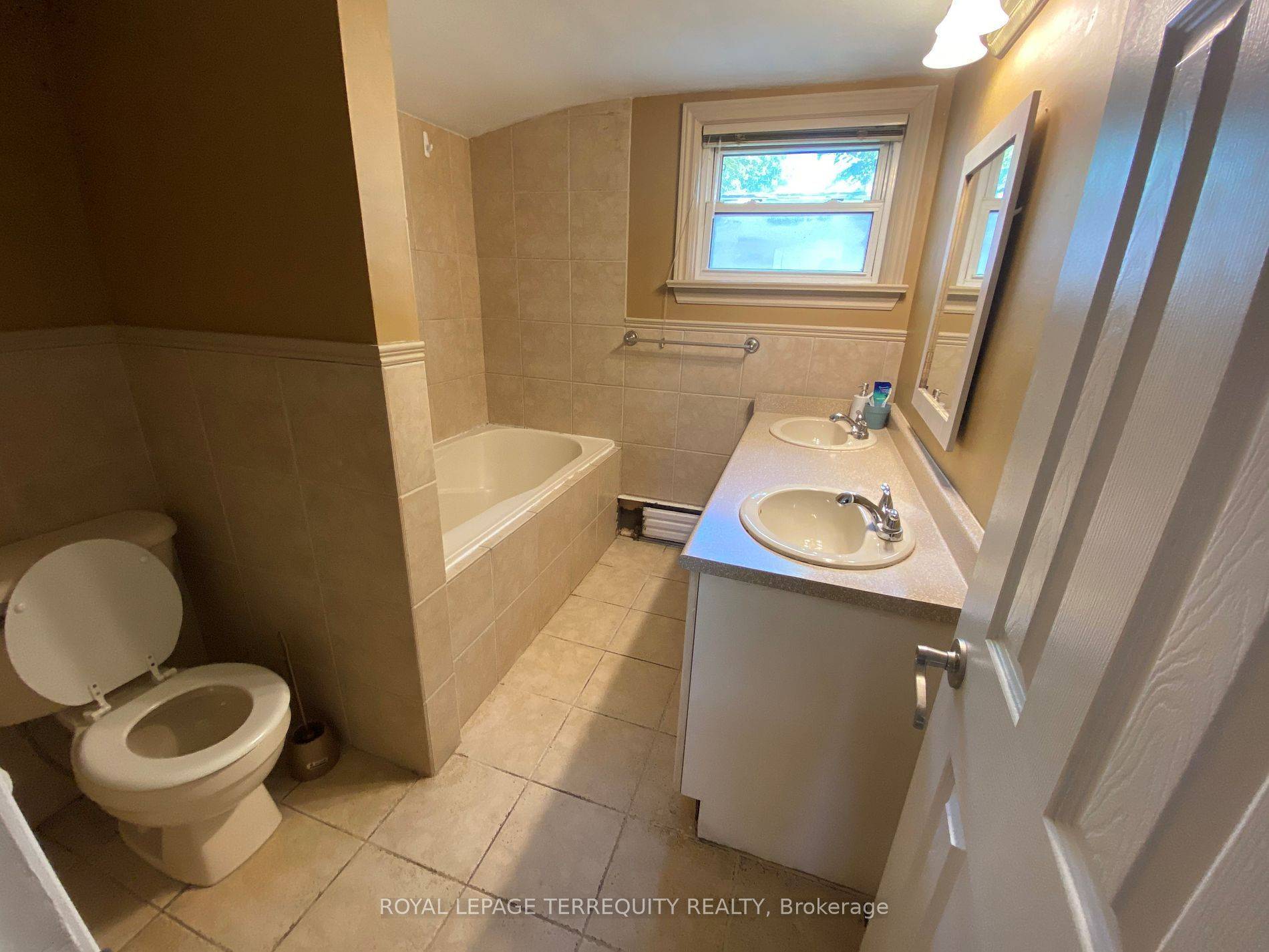 Toronto E05, ON M1T 1N9,5 Abbotsfield Gate