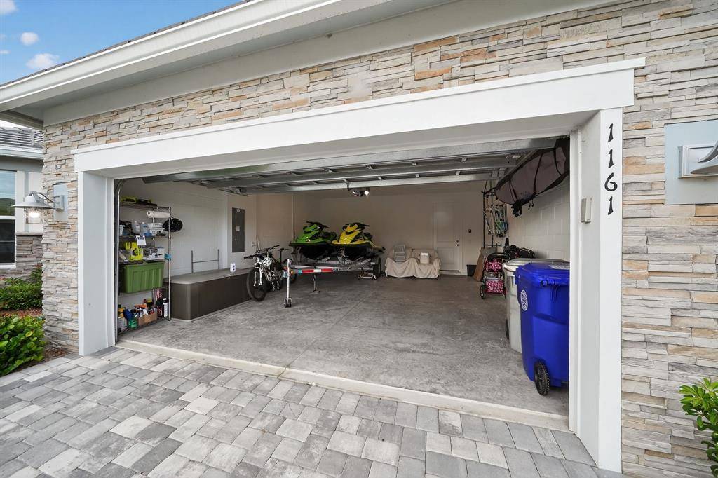 Vero Beach, FL 32960,1161 Haven Cir