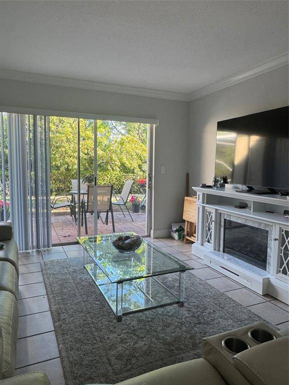 Boca Raton, FL 33433,8891 Bella Vista Dr #291