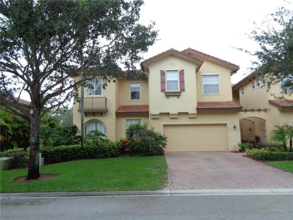 Coral Springs, FL 33076,5732 NW 119th Dr #5732