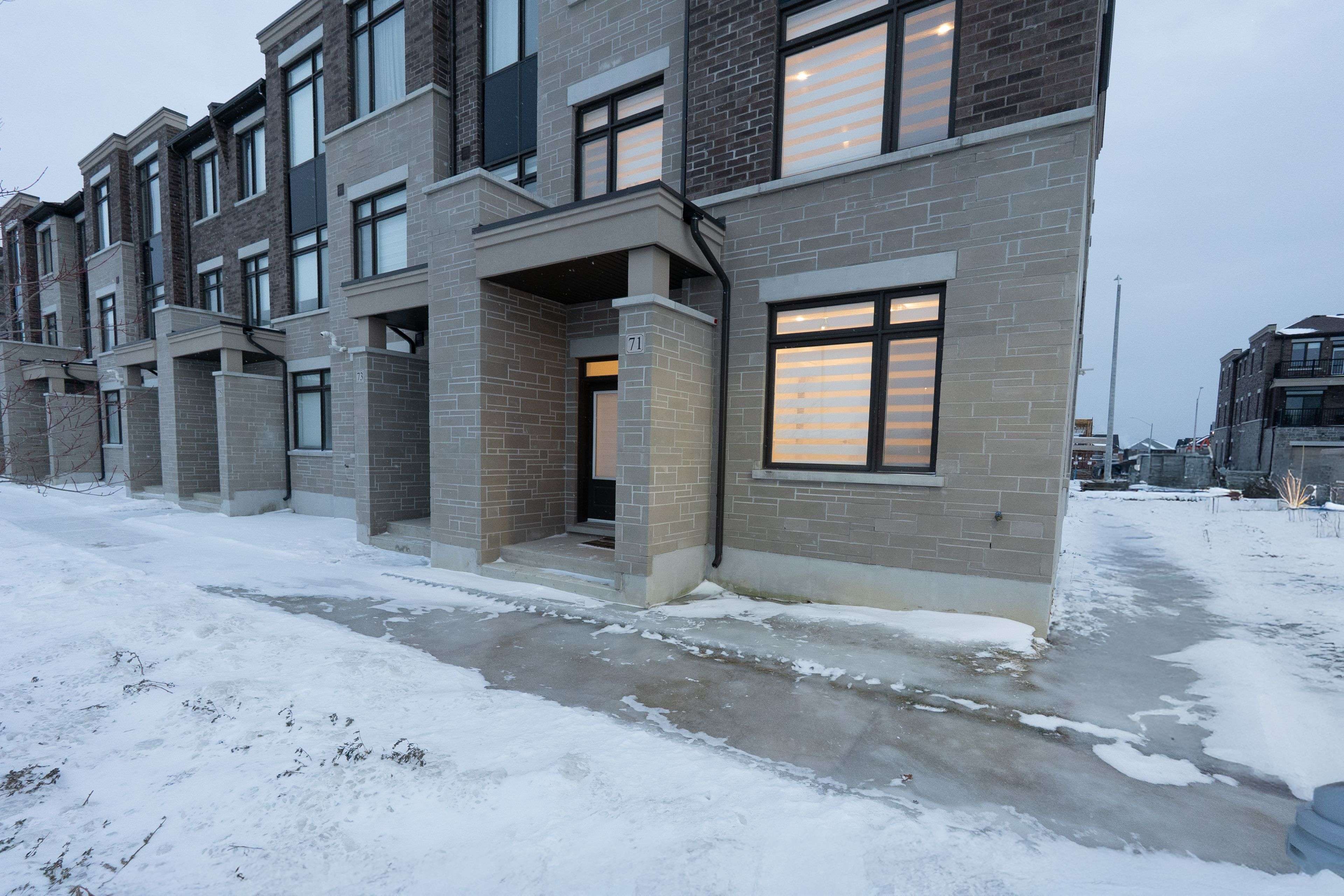 Markham, ON L3S 0G3,71 Mumbai DR