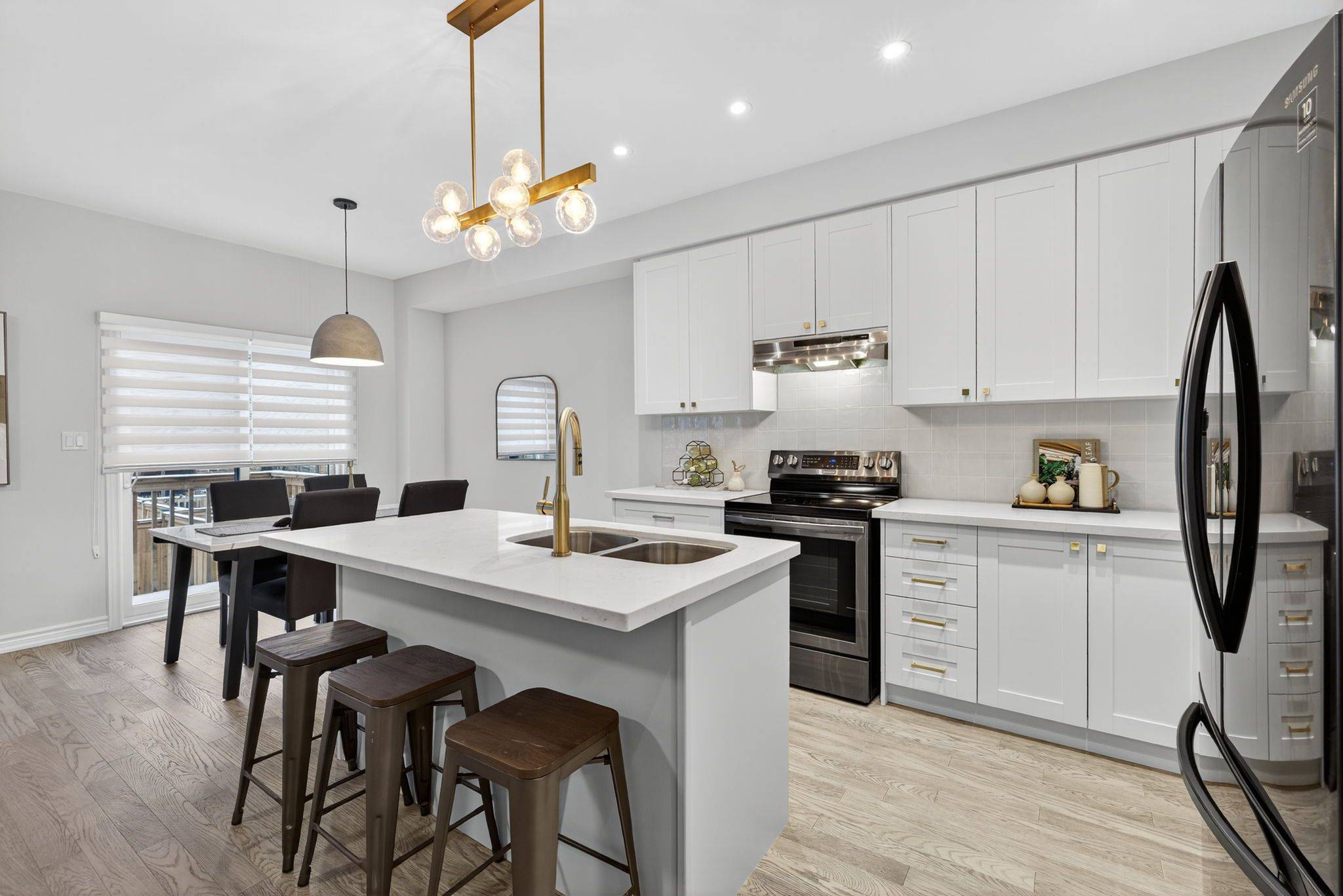 Uxbridge, ON L9P 0E9,20 Gord Matthews WAY