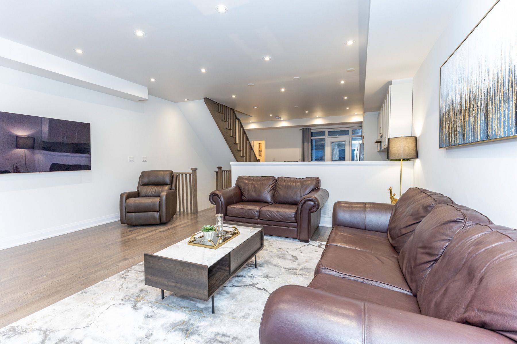 Vaughan, ON L4J 0K9,190 Moneypenny PL