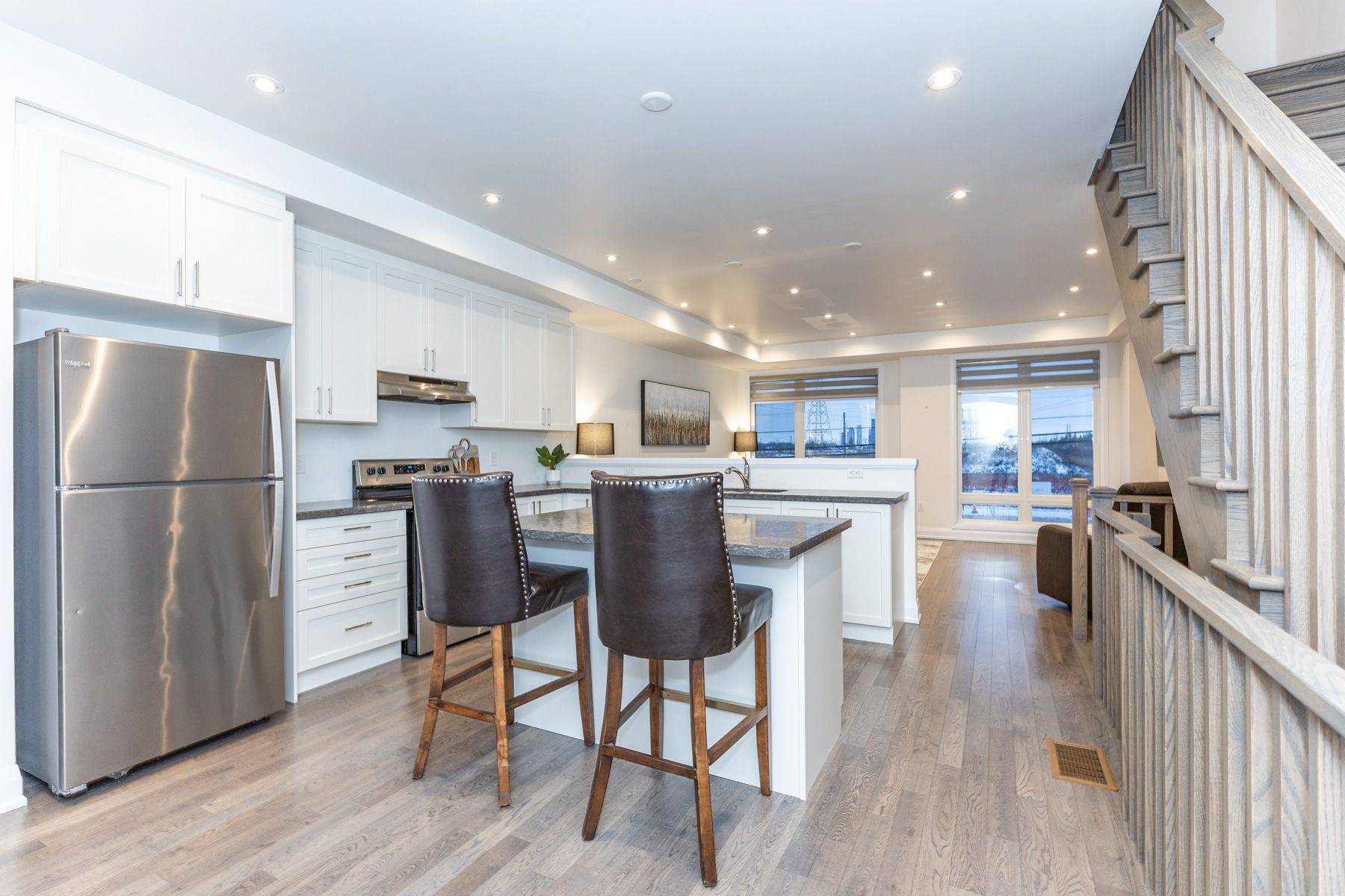 Vaughan, ON L4J 0K9,190 Moneypenny PL