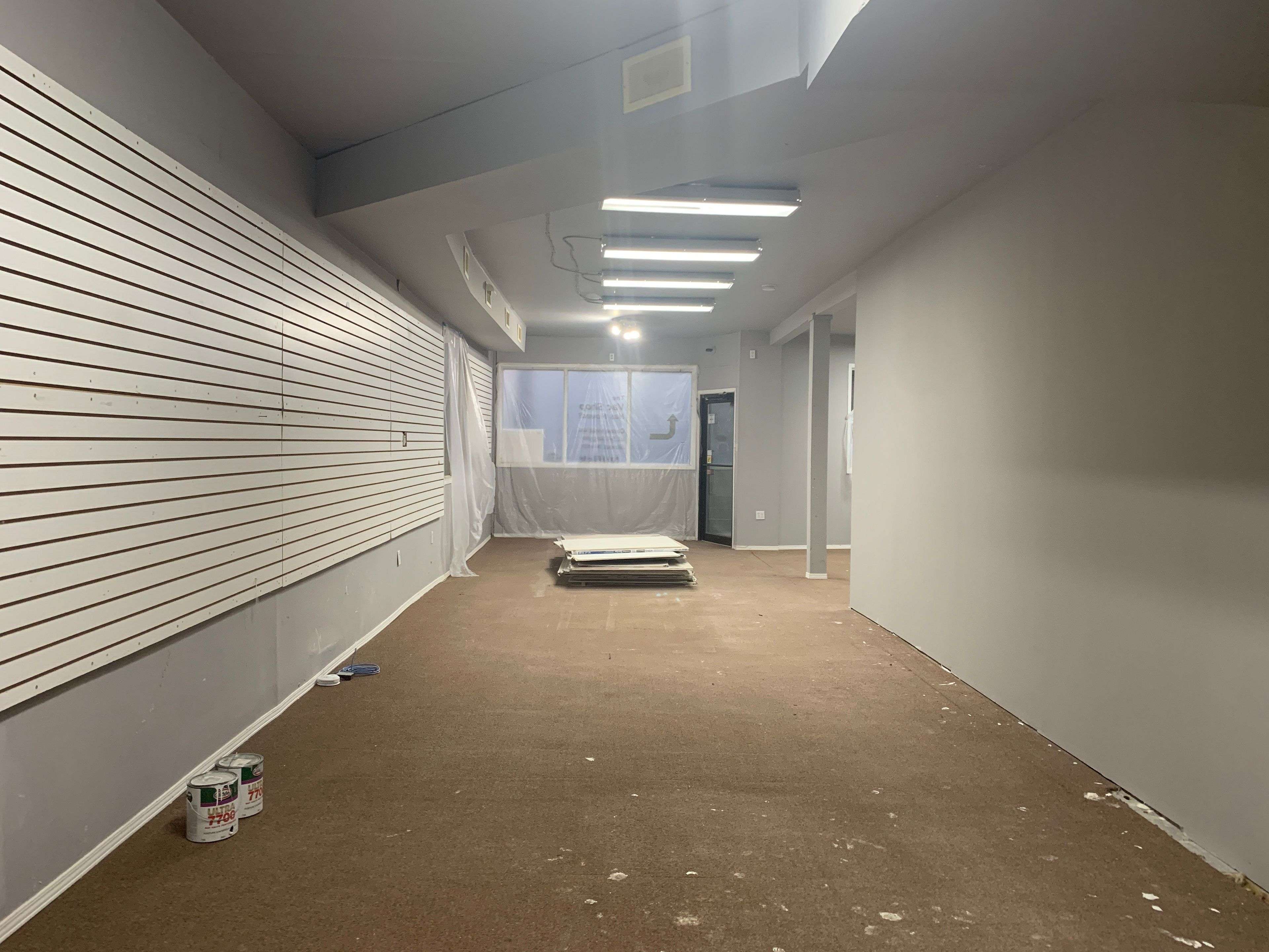 Haldimand, ON N3W 1B7,8 Caithness ST E