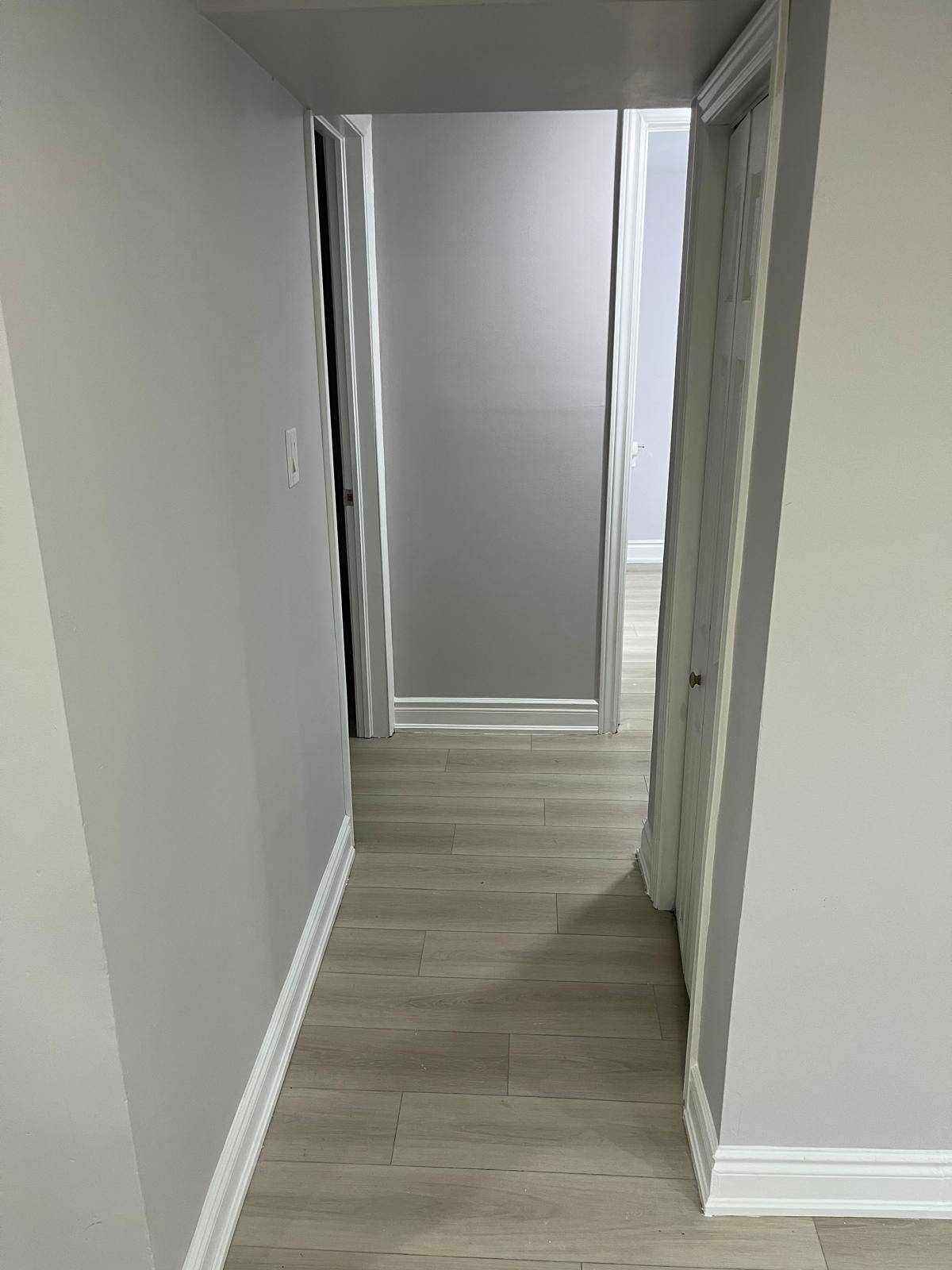 Hamilton, ON L8T 2C8,15 Camille CT #Lower